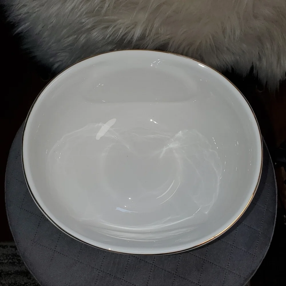 Thomas Kinkade White and Gold Decorative Bowl